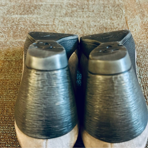 Dansko Gray Cadee Lace Up Chukka Ankle Booties Boots, size 40 9.5 10 - Picture 11 of 12